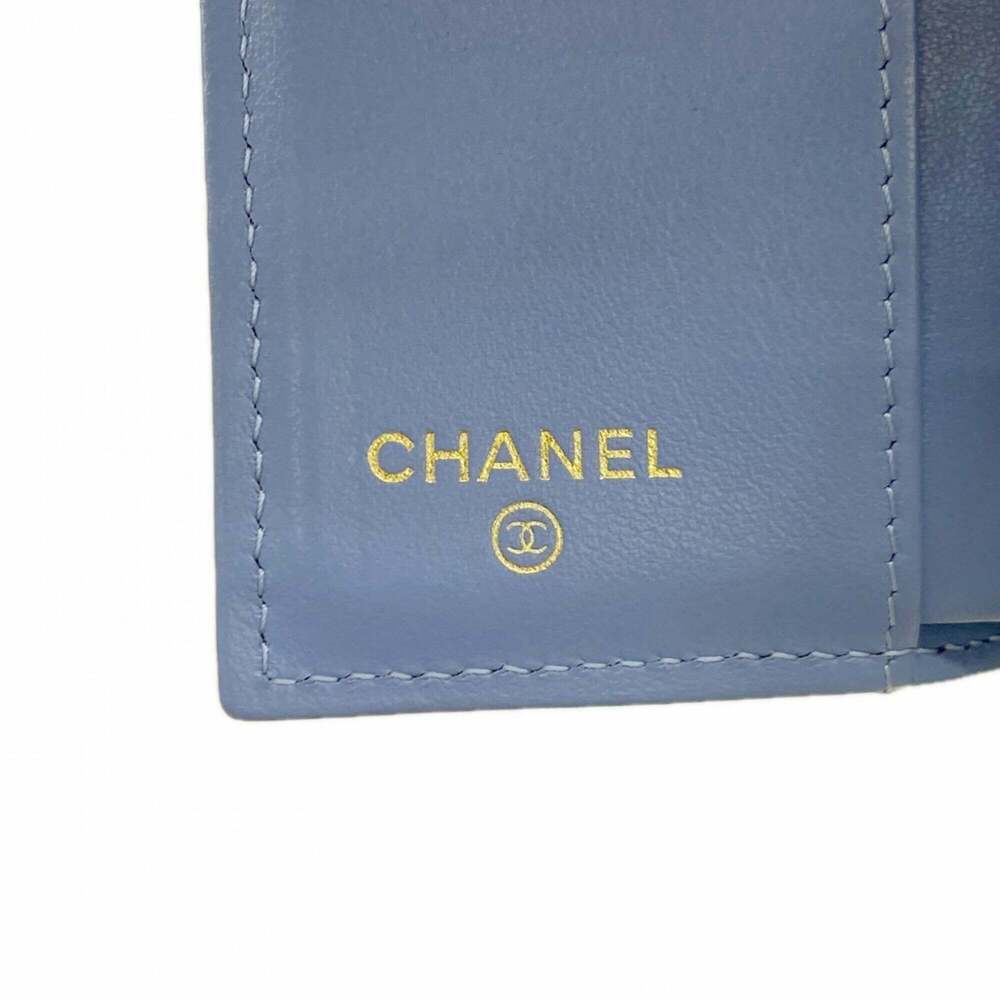 CHANEL Authentic Blue Caviar Leather Wallet - Picture 4 of 8